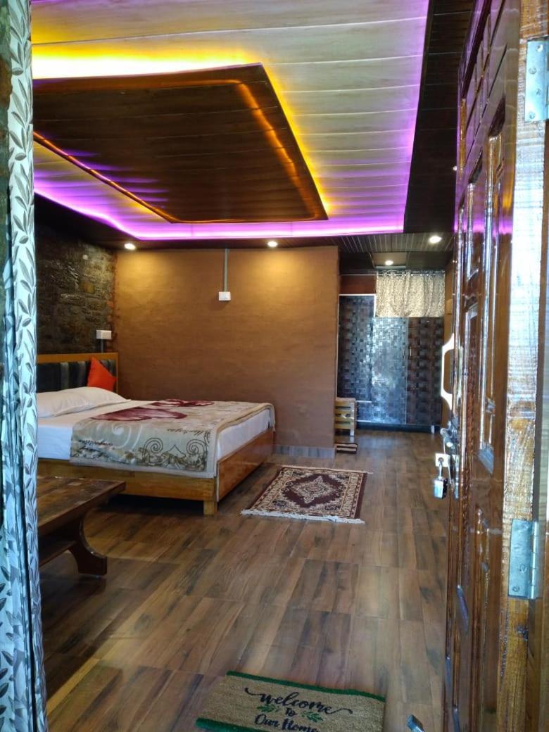 Nature Villaas Basa Homestay Pauri Extérieur photo
