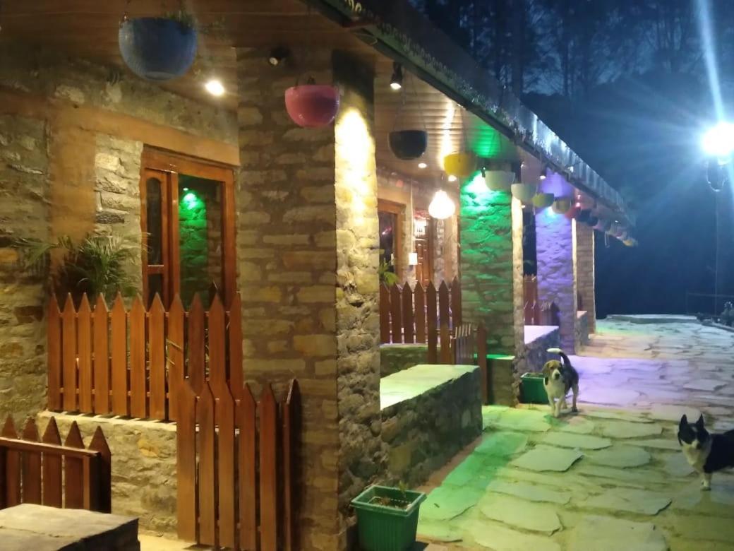 Nature Villaas Basa Homestay Pauri Extérieur photo