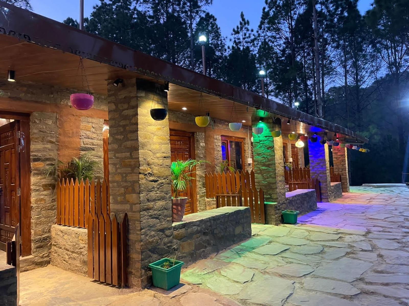 Nature Villaas Basa Homestay Pauri Extérieur photo