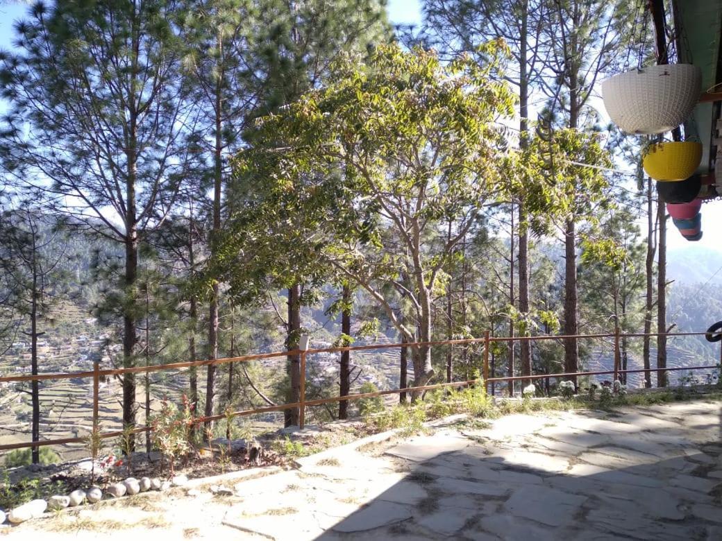 Nature Villaas Basa Homestay Pauri Extérieur photo