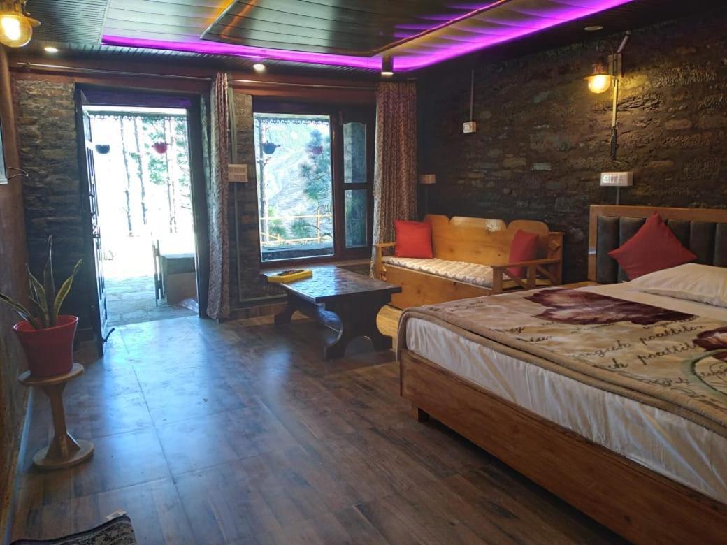 Nature Villaas Basa Homestay Pauri Extérieur photo