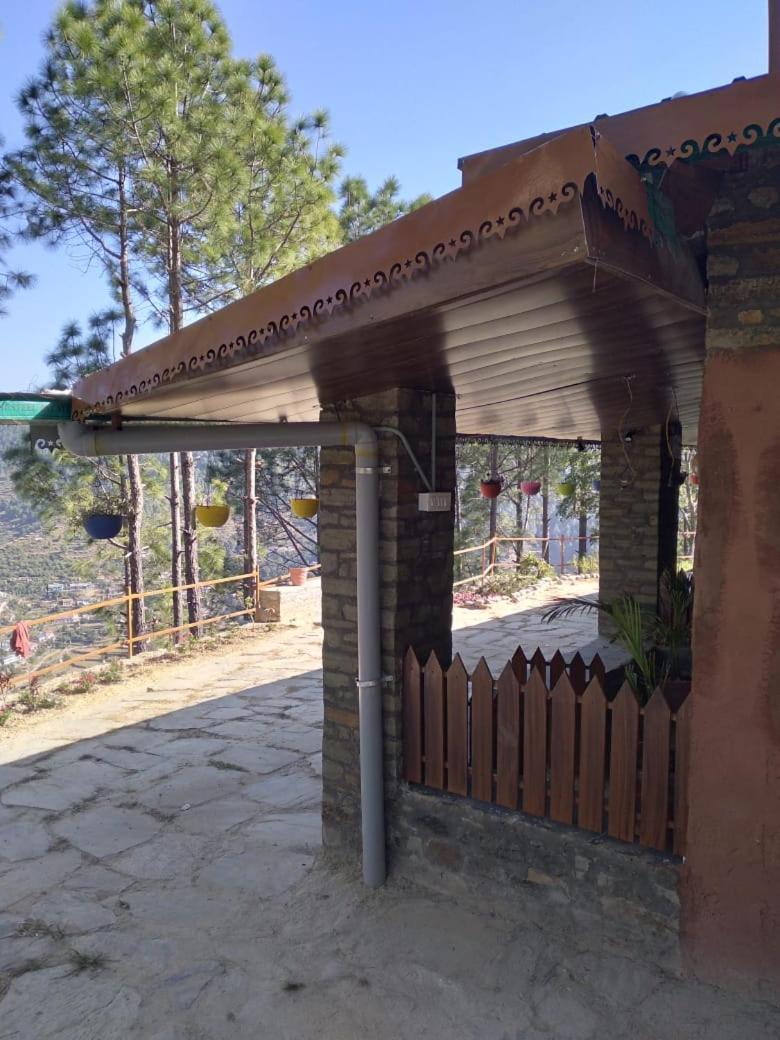 Nature Villaas Basa Homestay Pauri Extérieur photo